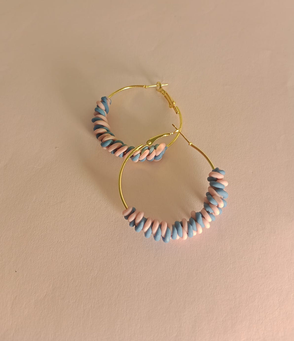 twist hoops