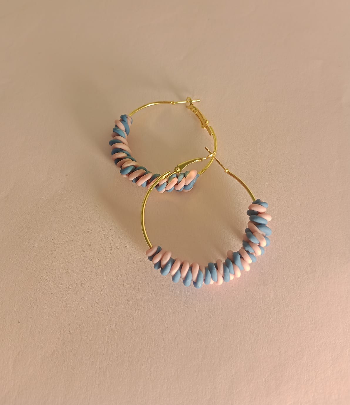 twist hoops